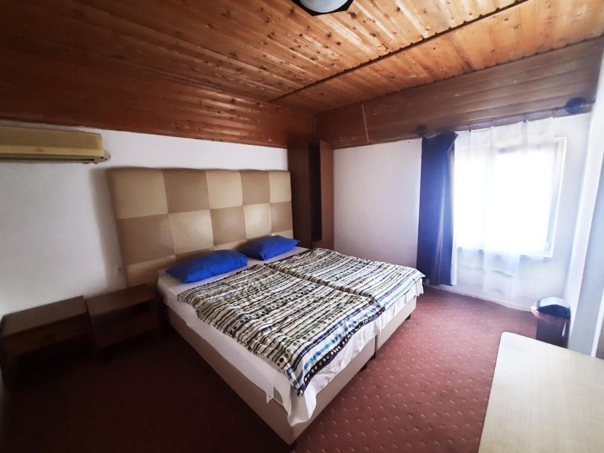 Szárszó Szálló Balatonszarszo Exterior foto